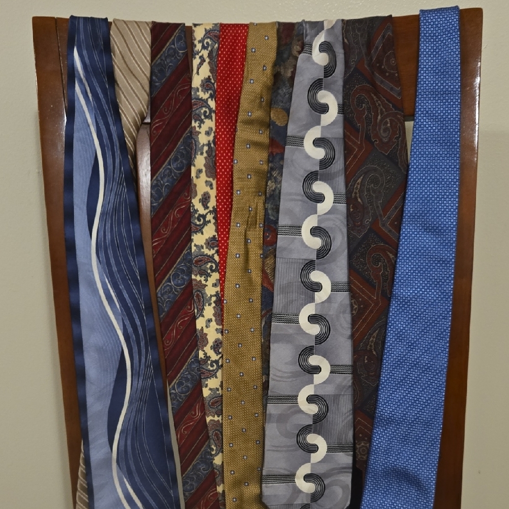 10 Assorted Patterned Ties Collection 100% Silk - image 1